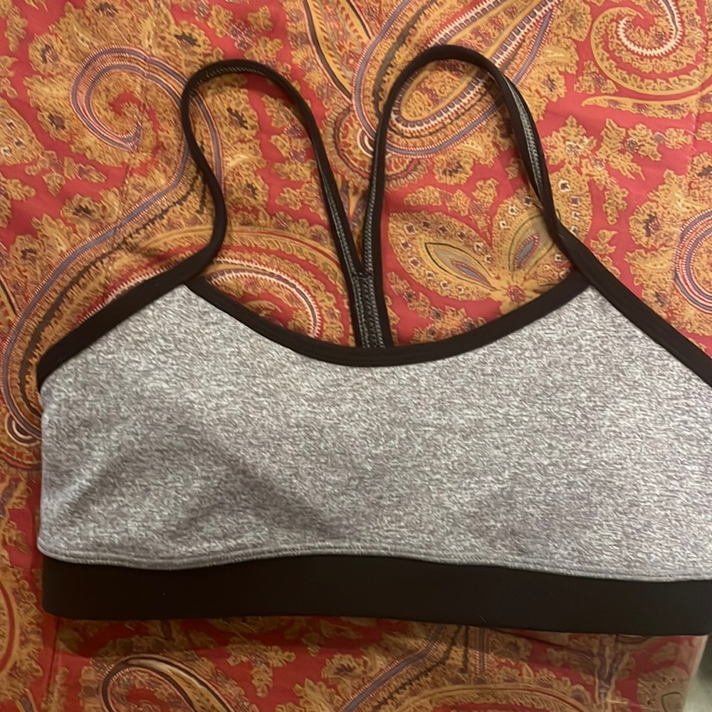 Lululemon Flow Y Bra